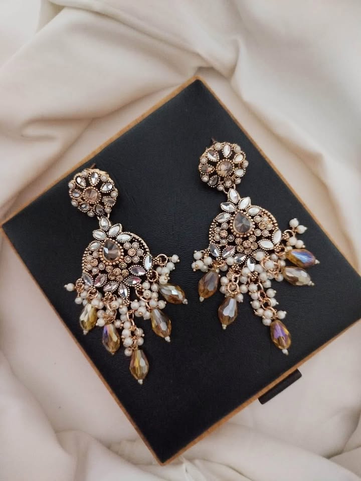 Emerald Crystal Statement Earrings with Pearl Accents - Image 3