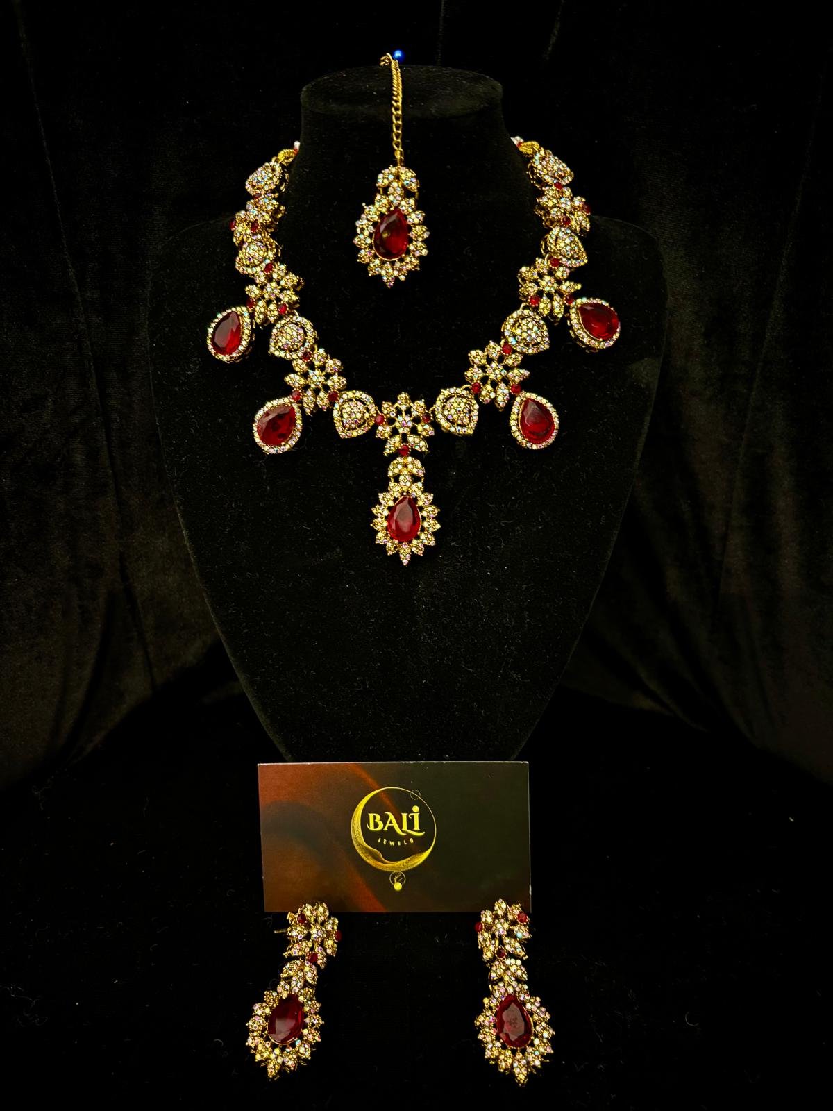 Red Pearl Gold Set